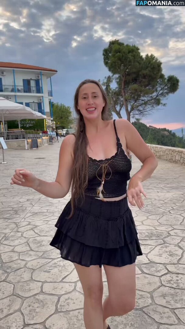 Melike Bulu Cankurt Naakt OnlyFans  Gelekte foto #1