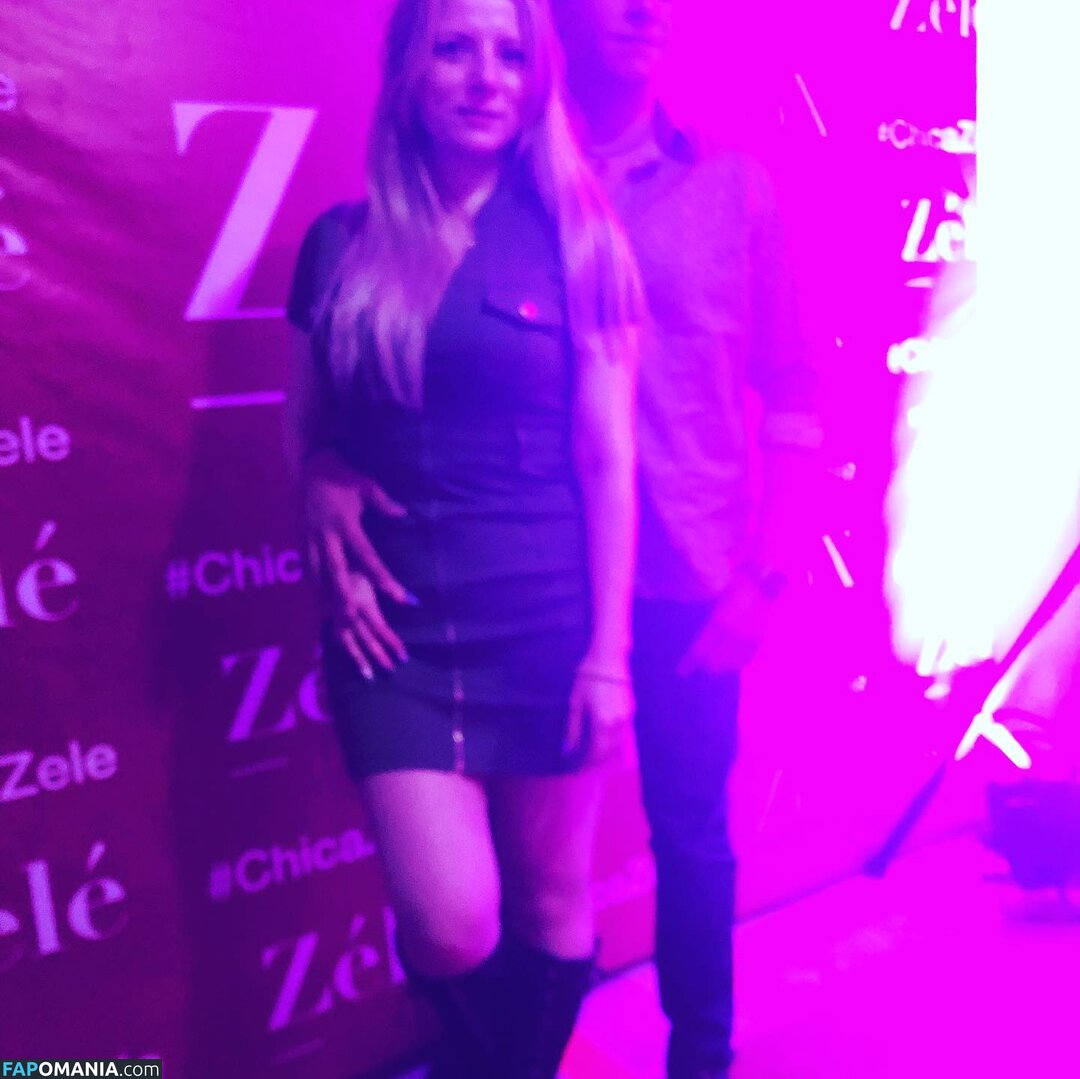 Mercedes Regina / mercedesreginaofi Naakt OnlyFans  Gelekte foto #9