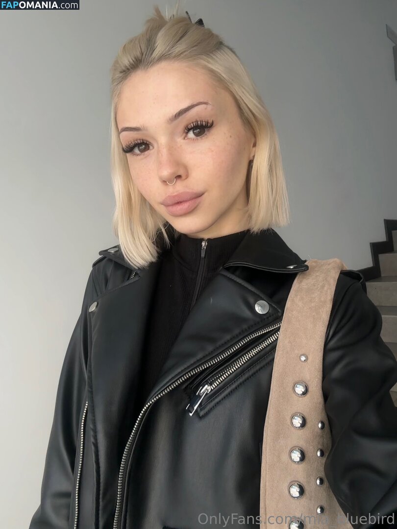 _iam_bluebird_ / mia_bluebird Naakt OnlyFans  Gelekte foto #1