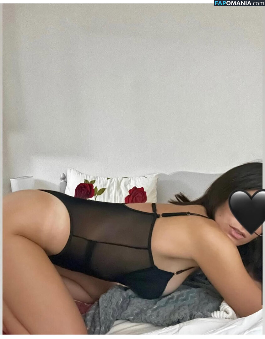 Mia Lark / Mialark.gr Naakt OnlyFans  Gelekte foto #2