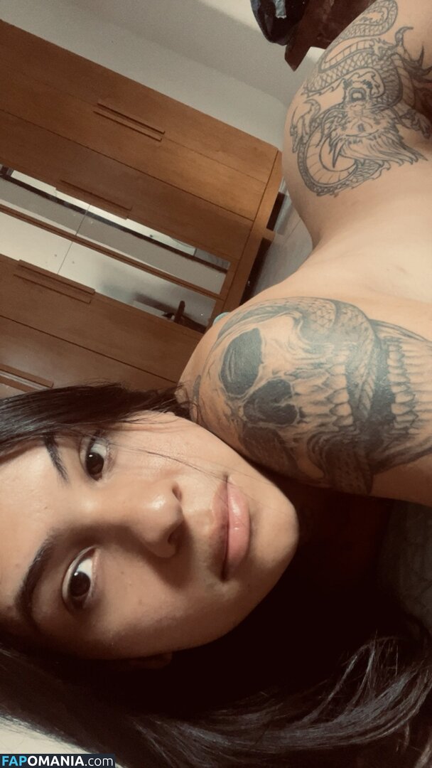 Mia Hot / Mia Hot Prive / miahotprive / miatransex / miatransexy / realmiagold Naakt OnlyFans  Gelekte foto #5