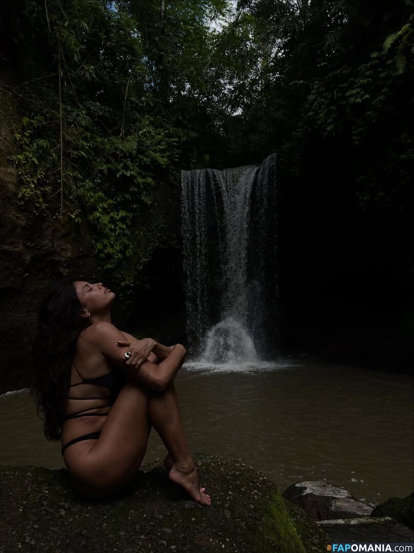 Michelle Andrade / https: / mish_andrade / mishvirmish Naakt OnlyFans  Gelekte foto #7