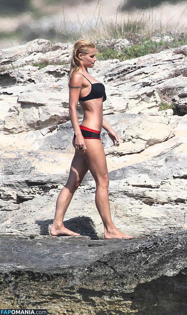 Michelle Hunziker / https: / m_hunziker / therealhunzigram Naakt OnlyFans  Gelekte foto #397