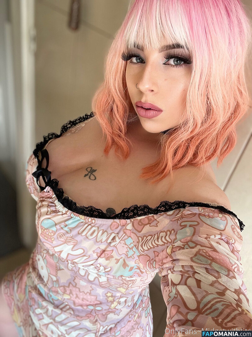 midgetwithtits Naakt OnlyFans  Gelekte foto #2