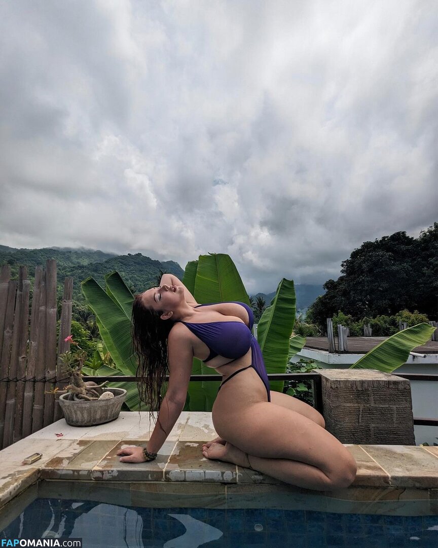 Milada Moore / milada.moore / milada_moore / miladamoore Naakt OnlyFans  Gelekte foto #316