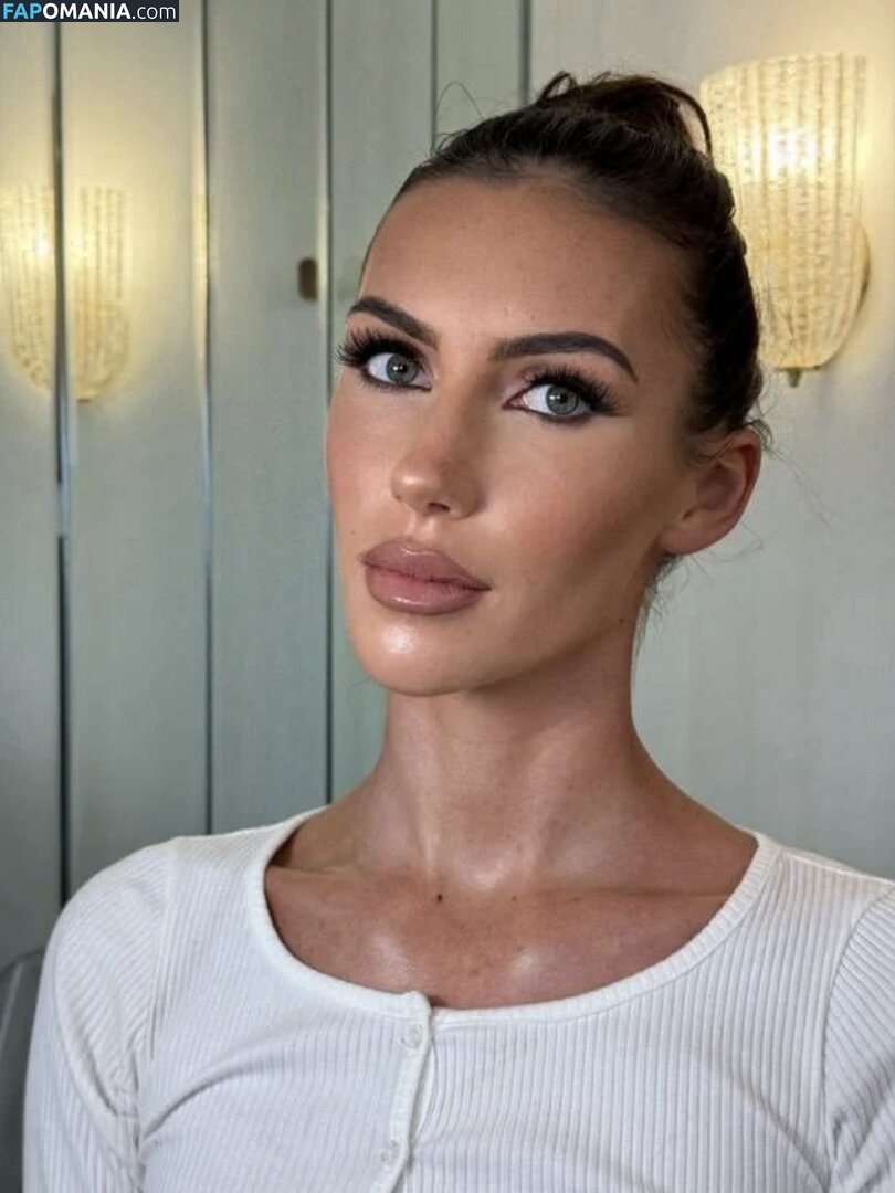 MilaRenee / milarenee_ Naakt OnlyFans  Gelekte foto #1