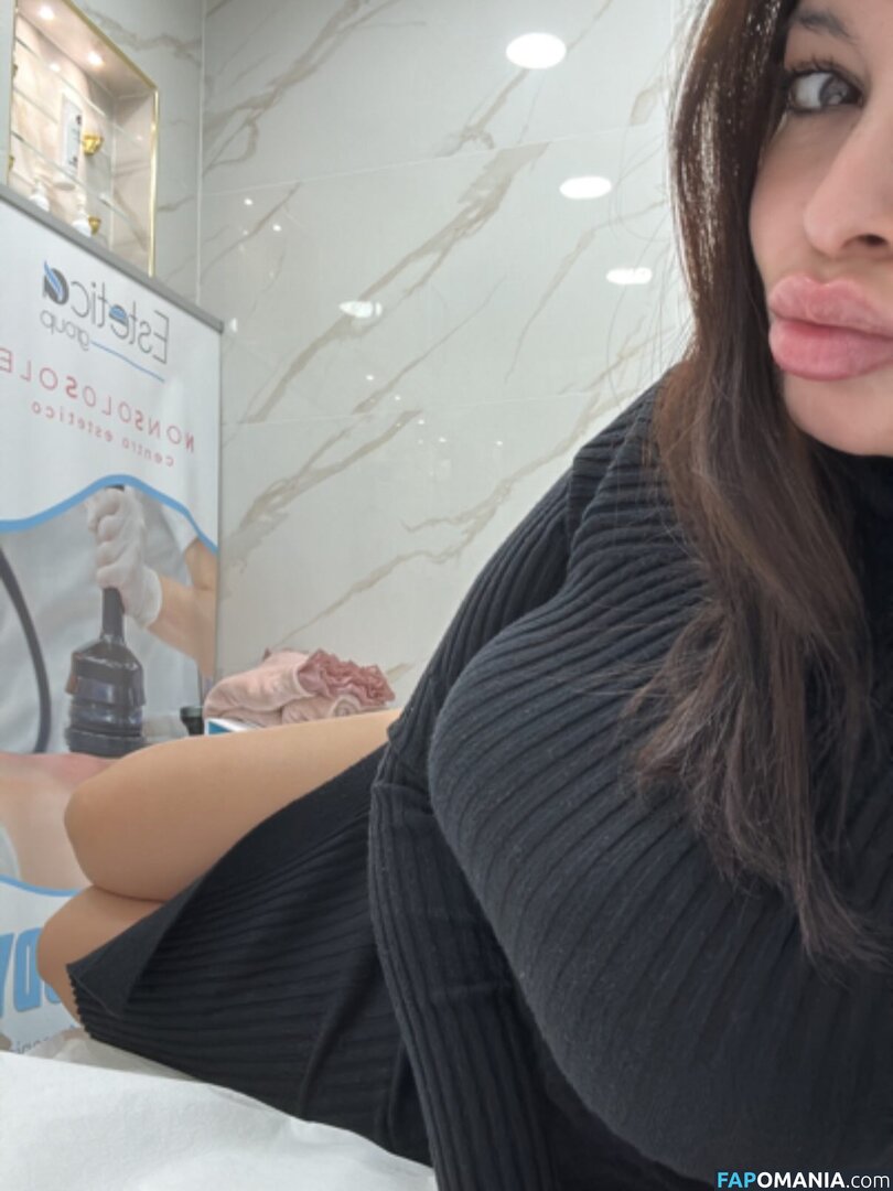 Milena Borrelli / giaguaro_queen / giaguaroqueen_ / giaguaroqueen__ Naakt OnlyFans  Gelekte foto #6