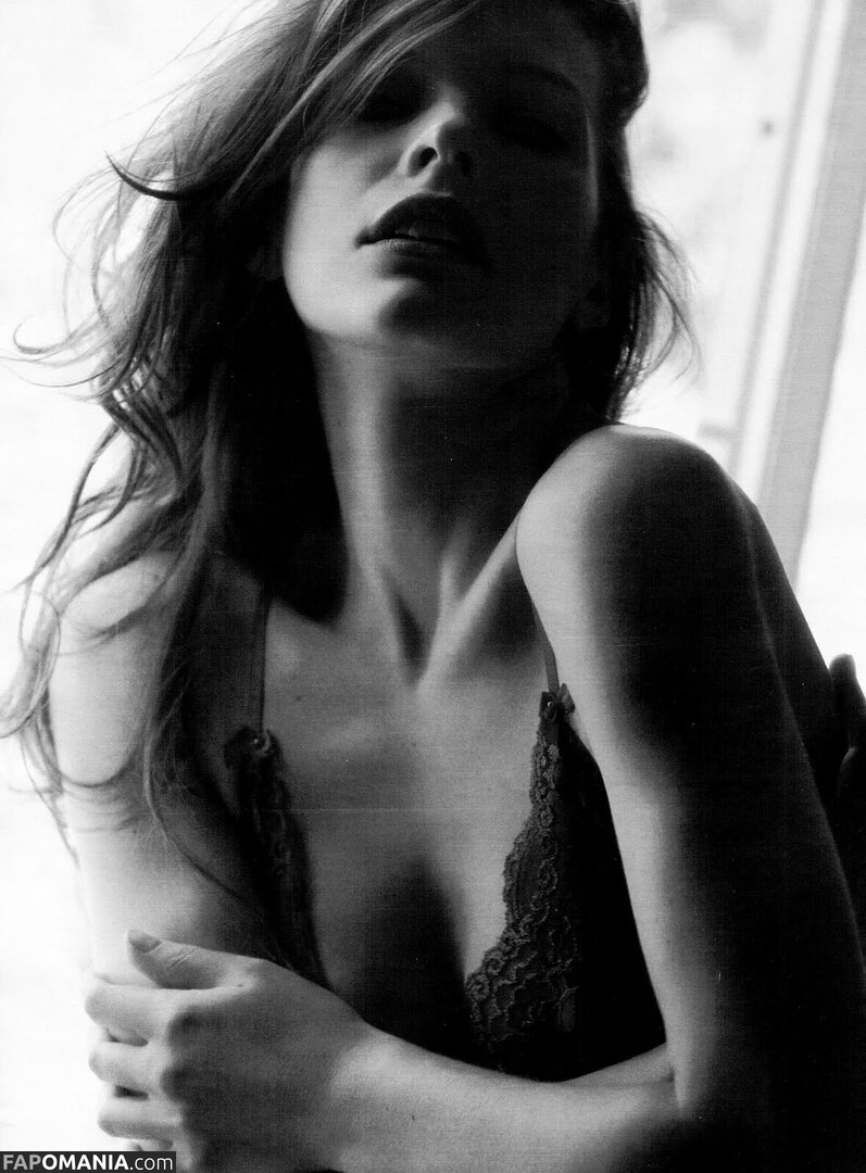 Milla Jovovich / MillaJovovich Naakt OnlyFans  Gelekte foto #325