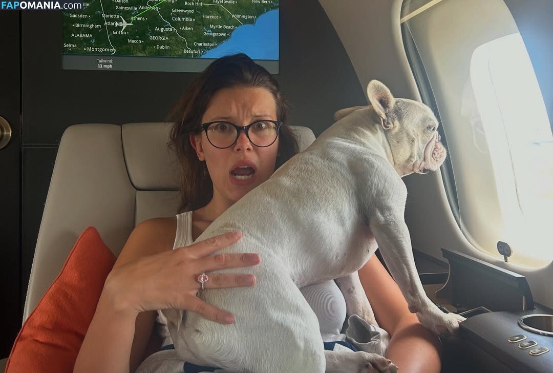 Millie Bobby Brown / milliebobbybrown Naakt OnlyFans  Gelekte foto #21