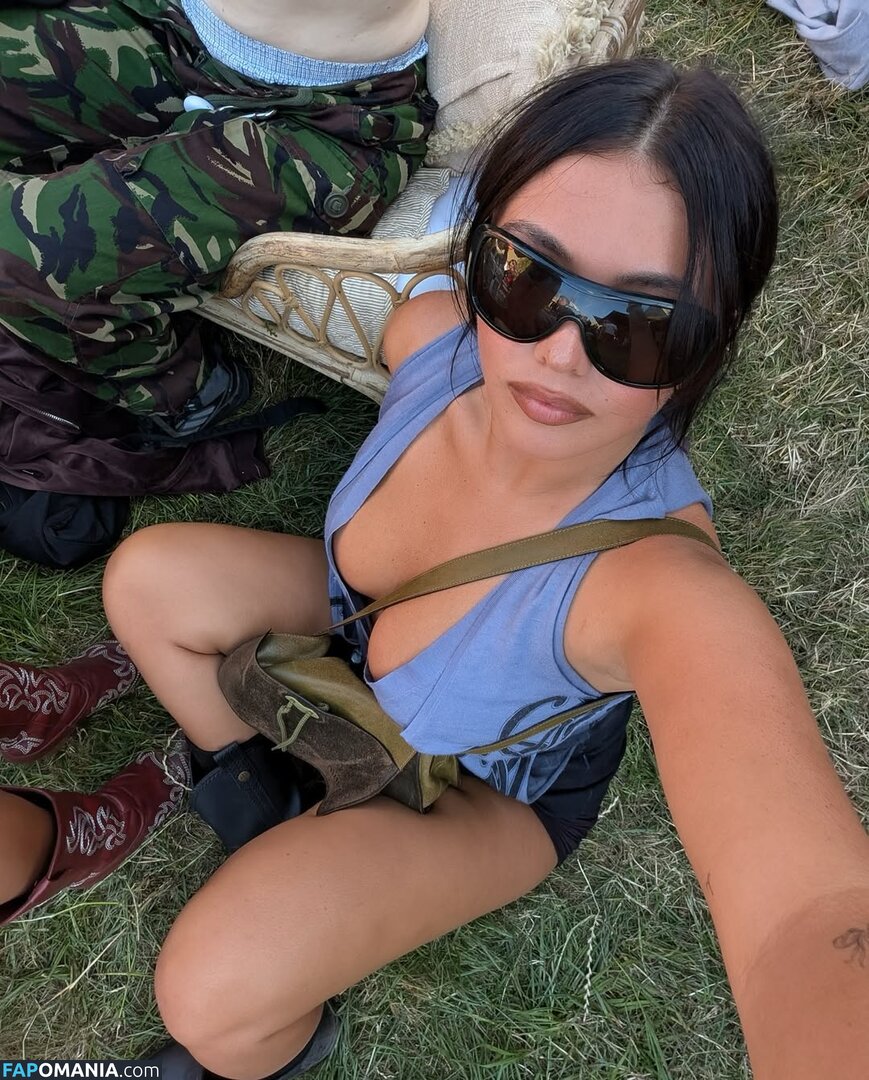 Millie Hannah / explicittbabe / milliehannahhh Naakt OnlyFans  Gelekte foto #3