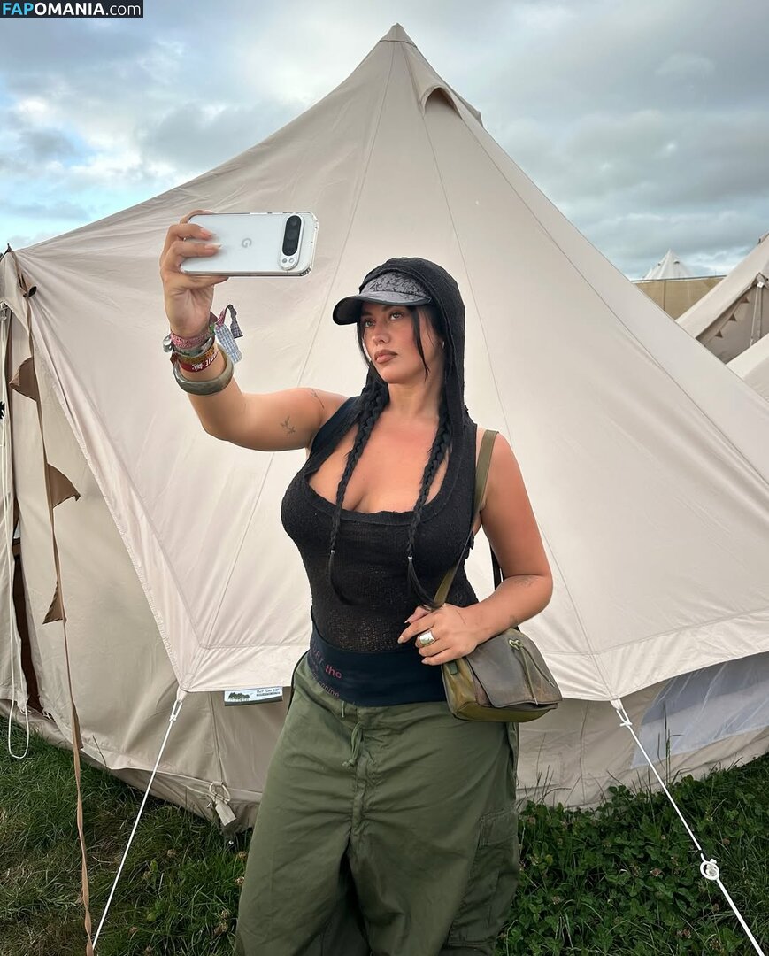 Millie Hannah / explicittbabe / milliehannahhh Naakt OnlyFans  Gelekte foto #4