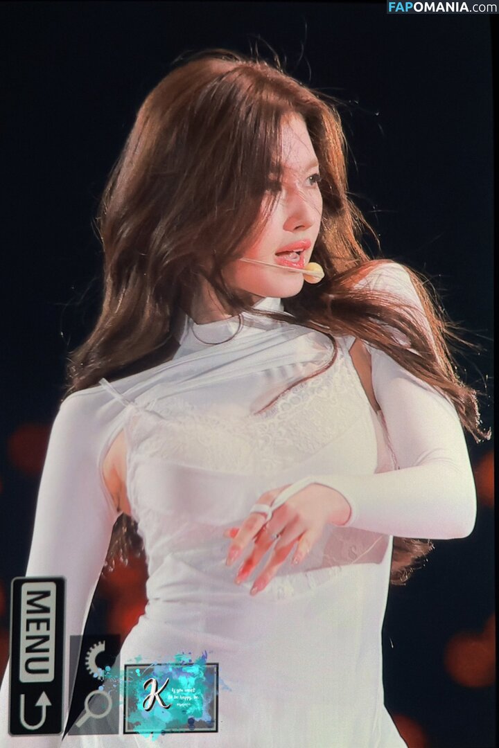 Minatozaki Sana / TWICE / m.by__sana Naakt OnlyFans  Gelekte foto #20