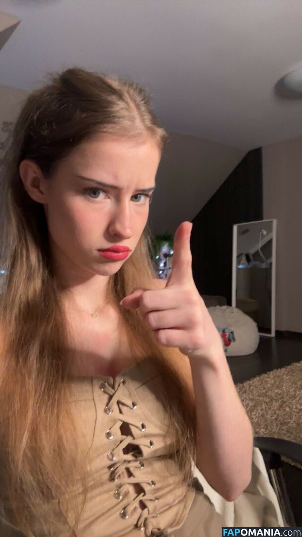 Mira.004 / model_mira Naakt OnlyFans  Gelekte foto #366