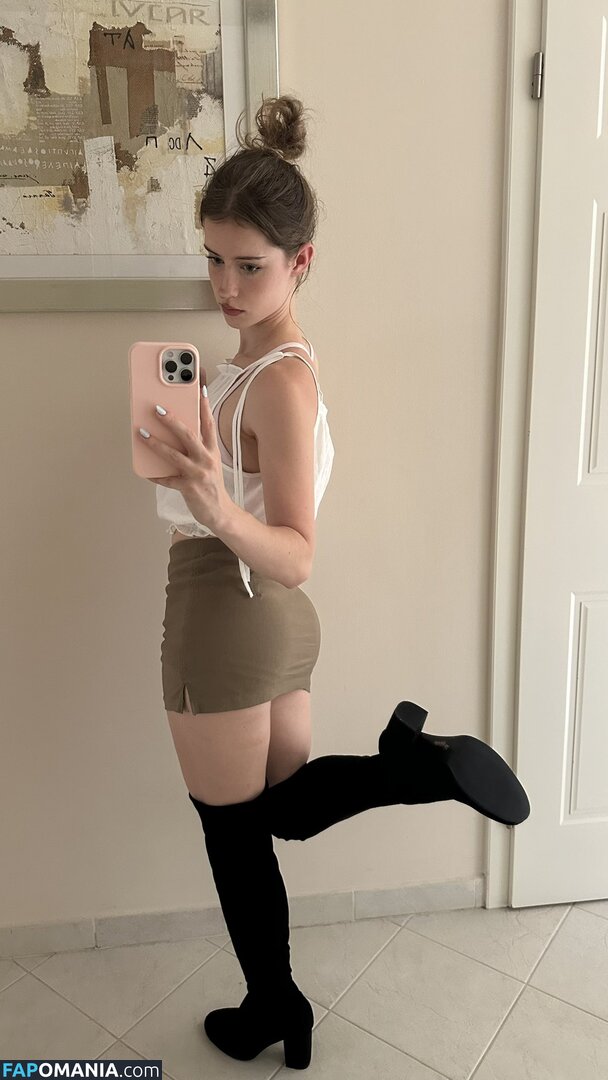 Mira.004 / model_mira Naakt OnlyFans  Gelekte foto #1451