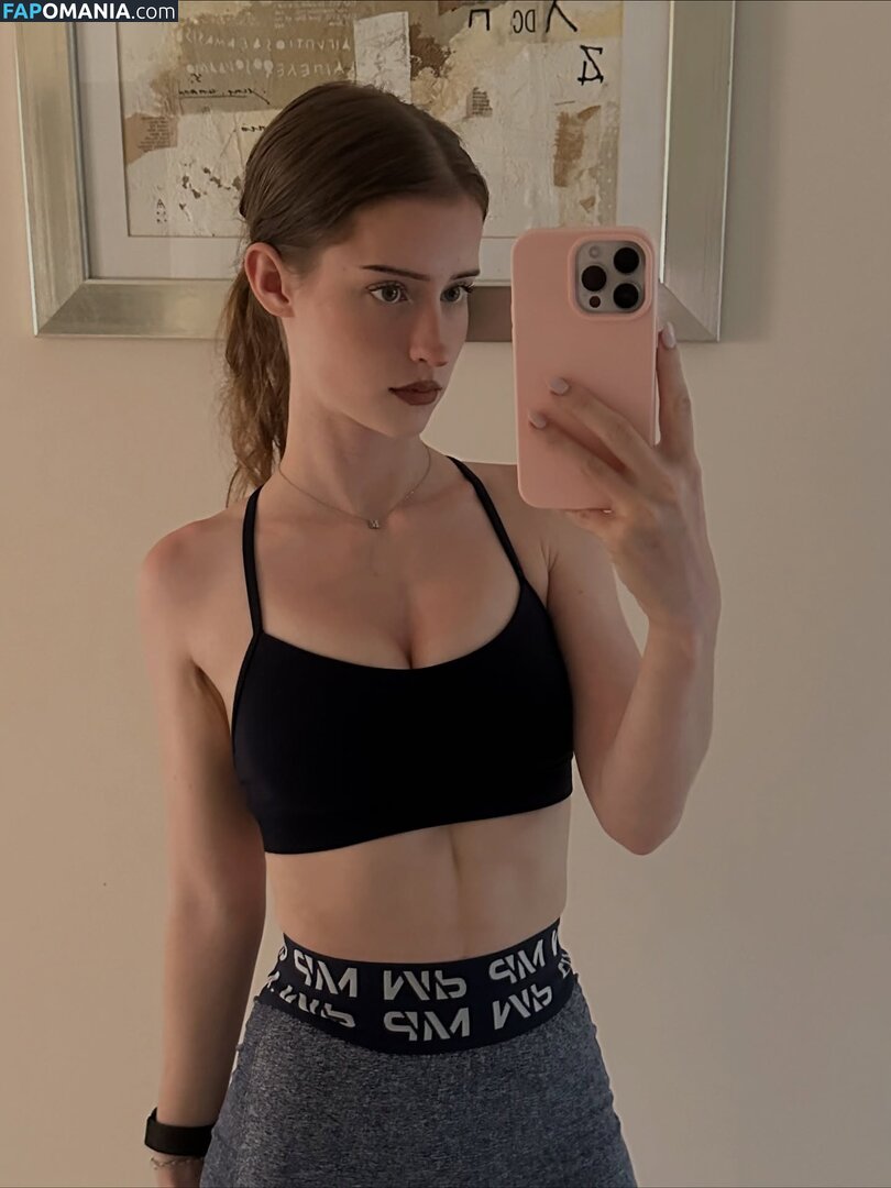 Mira.004 / model_mira Naakt OnlyFans  Gelekte foto #1465