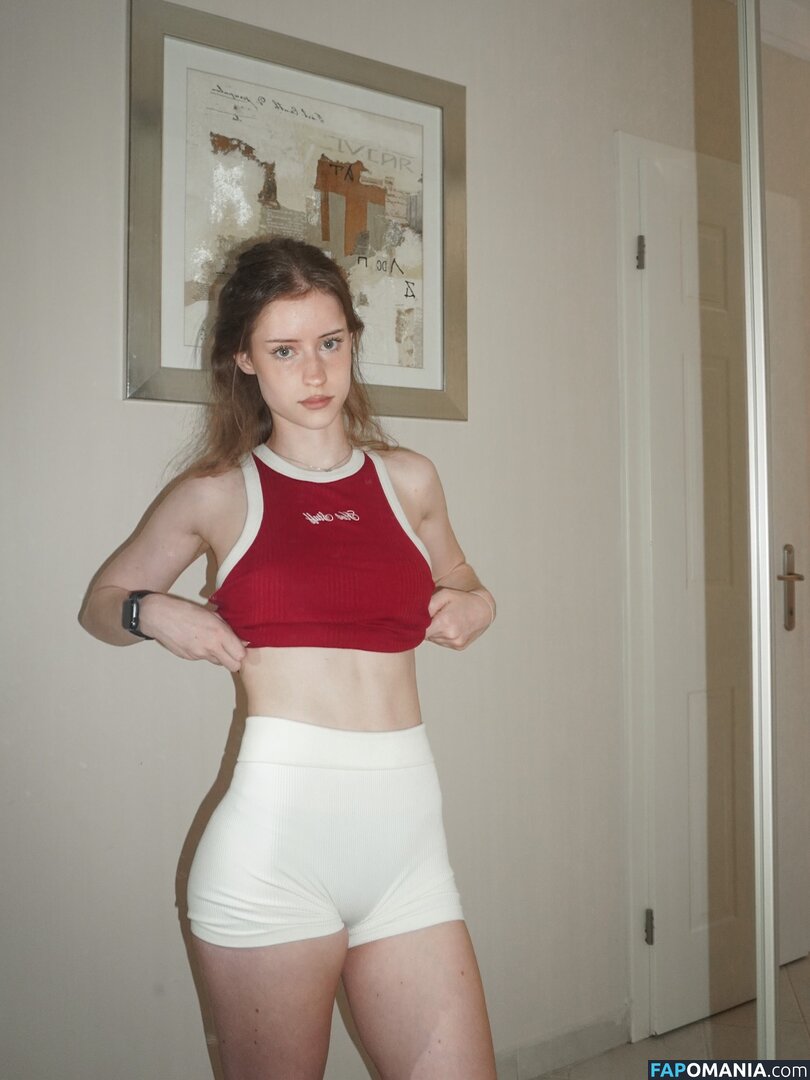 Mira.004 / model_mira Naakt OnlyFans  Gelekte foto #1476