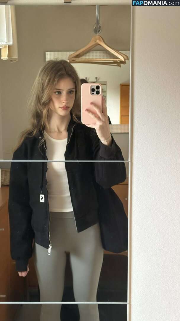 Mira.004 / model_mira Naakt OnlyFans  Gelekte foto #1489
