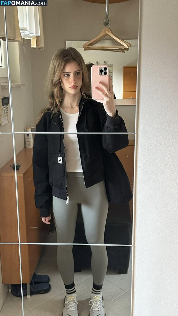 Mira.004 / model_mira Naakt OnlyFans  Gelekte foto #1501