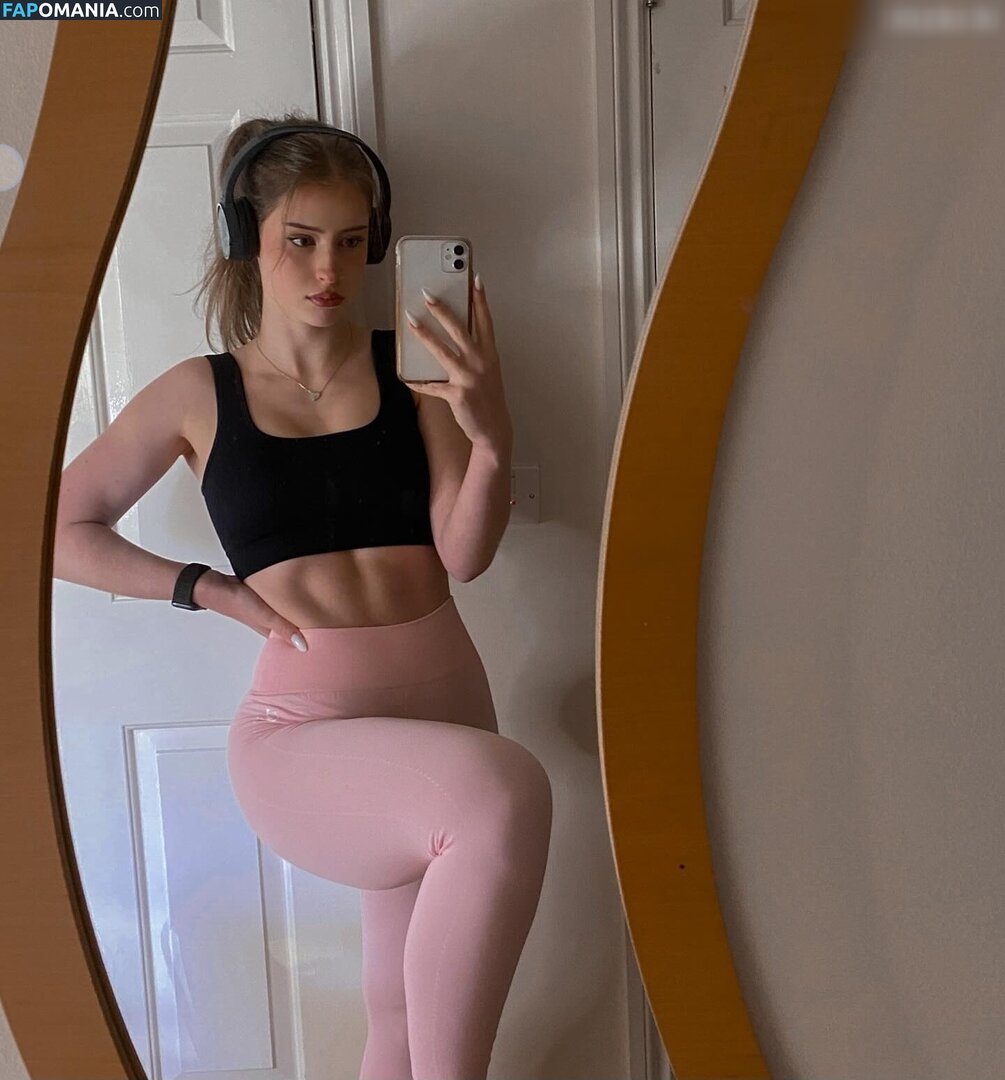 Mira Szalma / https: / mira.004 Naakt OnlyFans  Gelekte foto #245