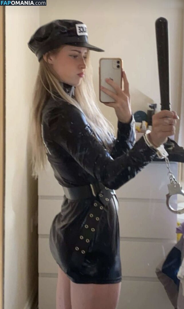 Mira Szalma / https: / mira.004 Naakt OnlyFans  Gelekte foto #516