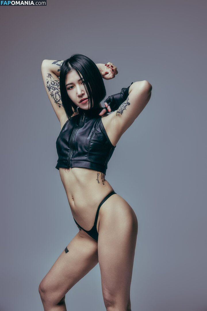 Mona Enju / https: / mmmowmow / mo_mo_milkbom Naakt OnlyFans  Gelekte foto #4