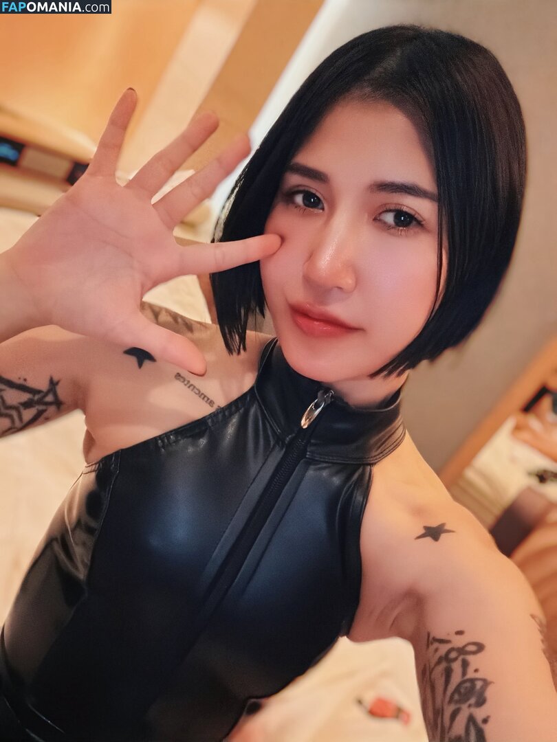 Mona Enju / https: / mmmowmow / mo_mo_milkbom Naakt OnlyFans  Gelekte foto #5