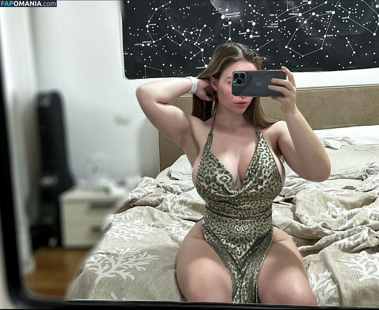 Giulia Valeriani / moonchild_77 / moonchild_777 Naakt OnlyFans  Gelekte foto #14