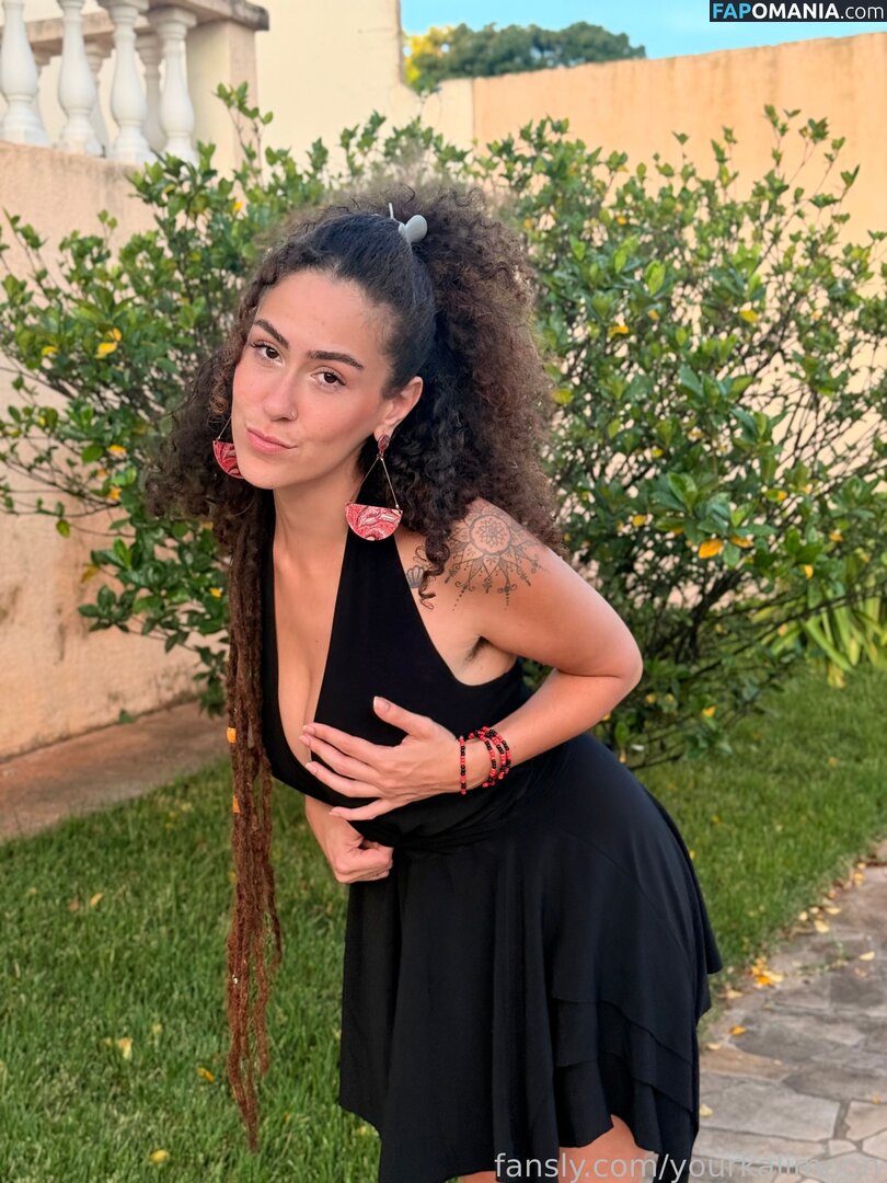 moonkalimah Naakt OnlyFans  Gelekte foto #2