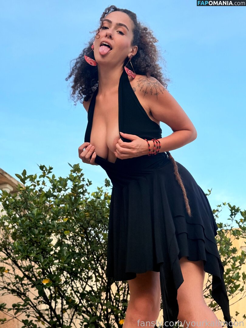 moonkalimah Naakt OnlyFans  Gelekte foto #3