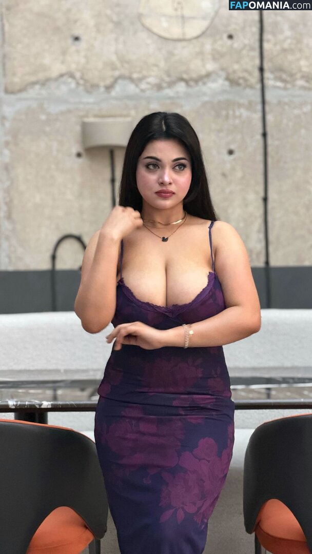 mumtahinaaa_ Naakt OnlyFans  Gelekte foto #1