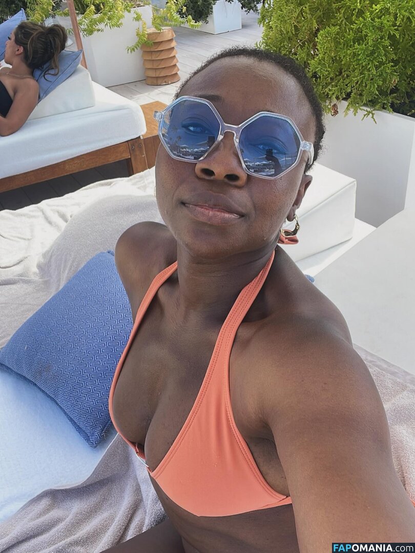 Muna Otaru / munaotaru Naakt OnlyFans  Gelekte foto #9