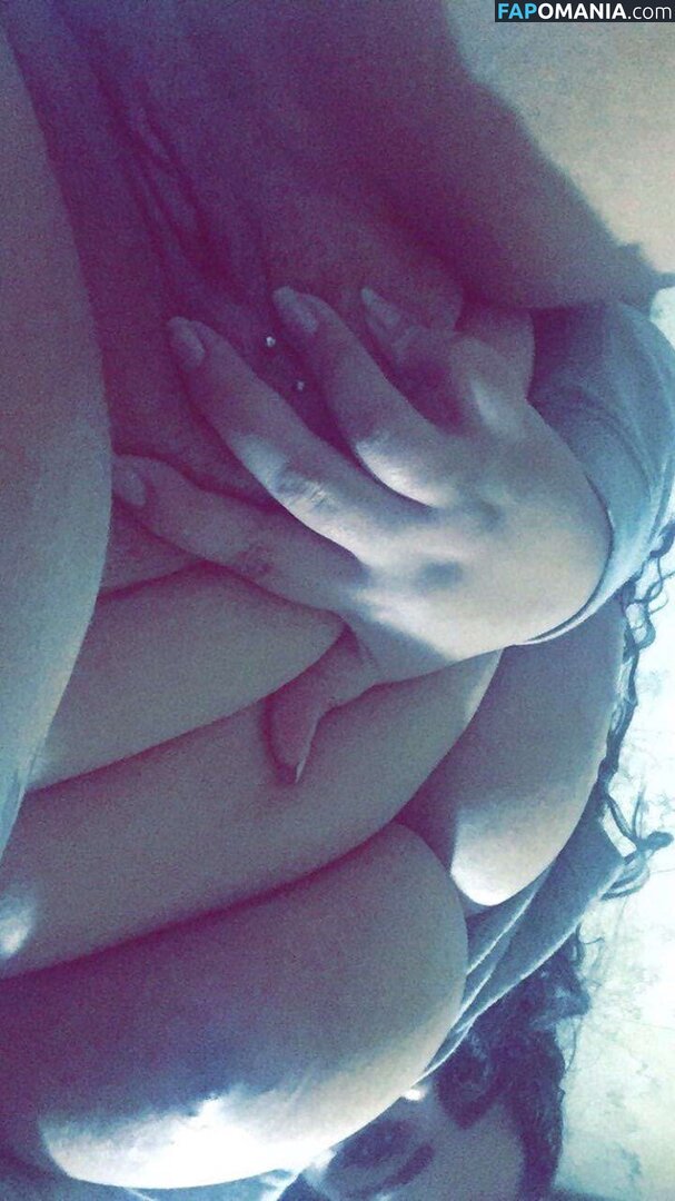 Lola Erotica / Muvagawd / Thundahgawdess / moneyangelmo / muvagawdd Naakt OnlyFans  Gelekte foto #1