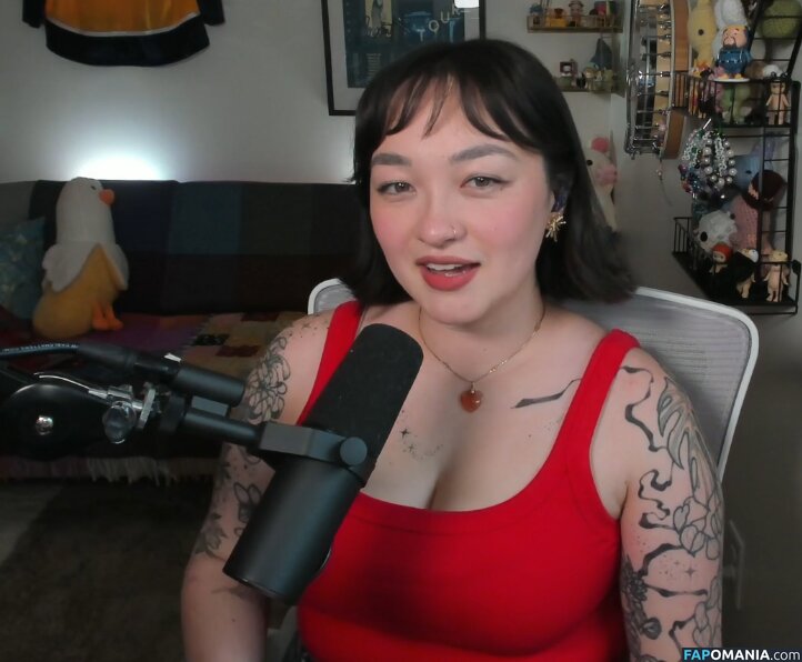 Mxmtoon / u370052518 Naakt OnlyFans  Gelekte foto #1