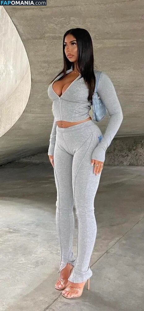 Mya Mills / https: / myamills / myamills9 Naakt OnlyFans  Gelekte foto #8