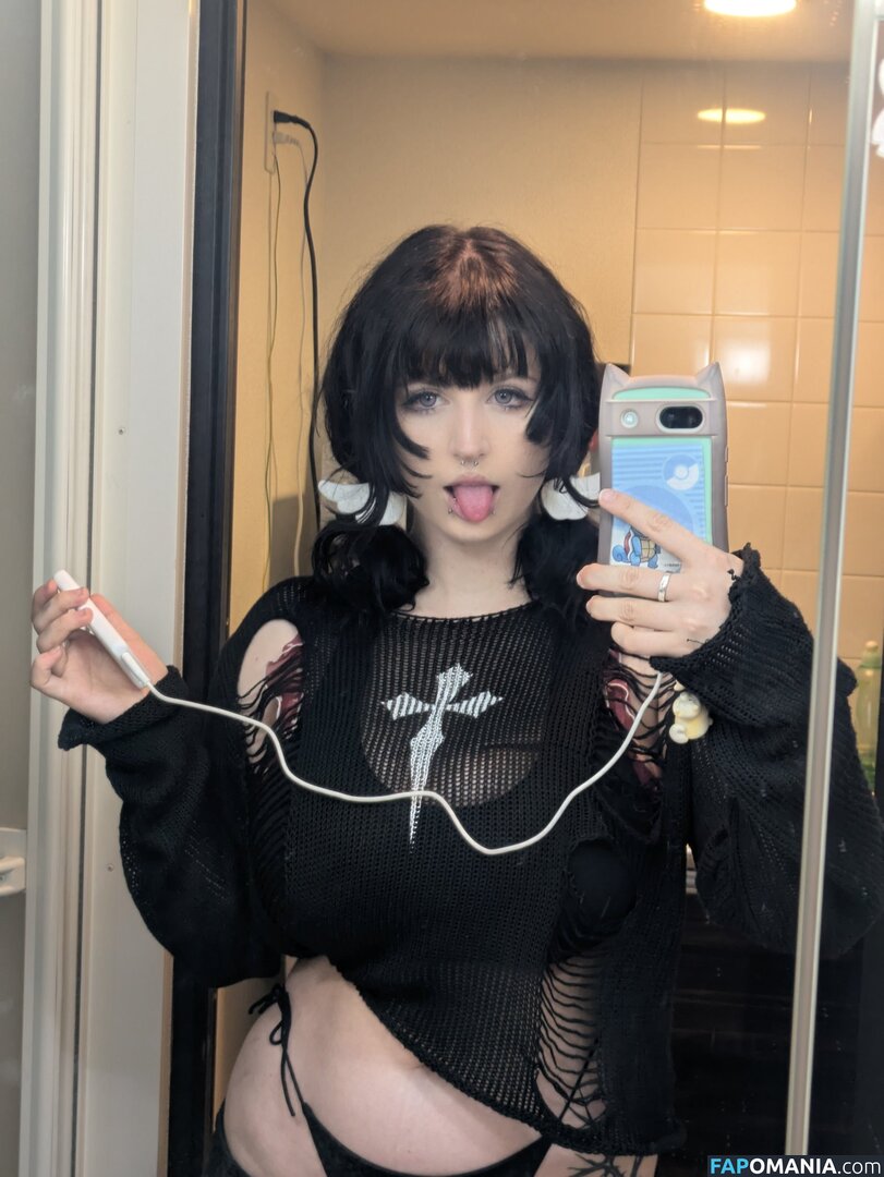 Mylittlerobin / _littlerobin_ Naakt OnlyFans  Gelekte foto #2