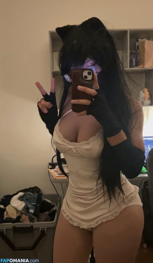 mysti_ruse_ Naakt OnlyFans  Gelekte foto #2