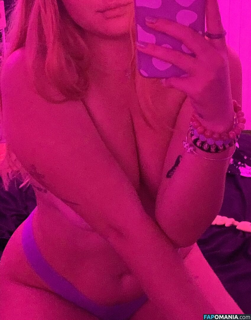 n6nami Naakt OnlyFans  Gelekte foto #2