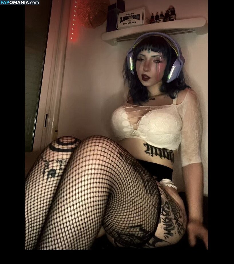 Naaawiwiii / naw.inkk / nawi59305 / nawiwi.art / nawiwii.reels / nawwiwiii Naakt OnlyFans  Gelekte foto #2
