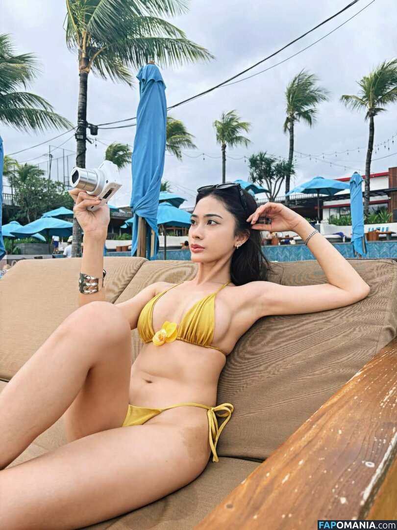 Nadia Natasa / nadia_0000nn / nadnad_0000nn2 Naakt OnlyFans  Gelekte foto #2