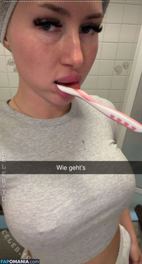 Nadia Offenbach / Nadia.offenbach Naakt OnlyFans  Gelekte foto #4