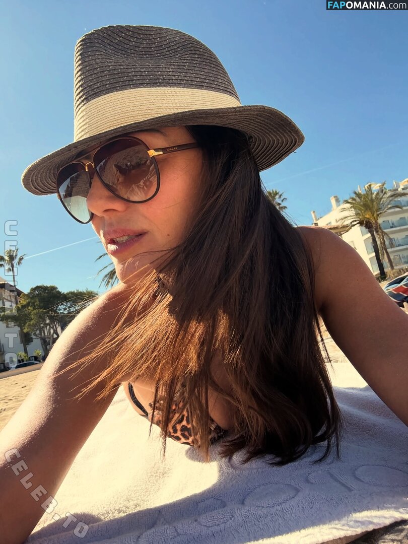 Nazan Eckes / nazaneckes Naakt OnlyFans  Gelekte foto #7