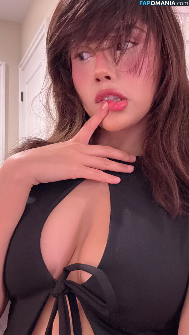 Neekolul / neeko Naakt OnlyFans  Gelekte foto #4