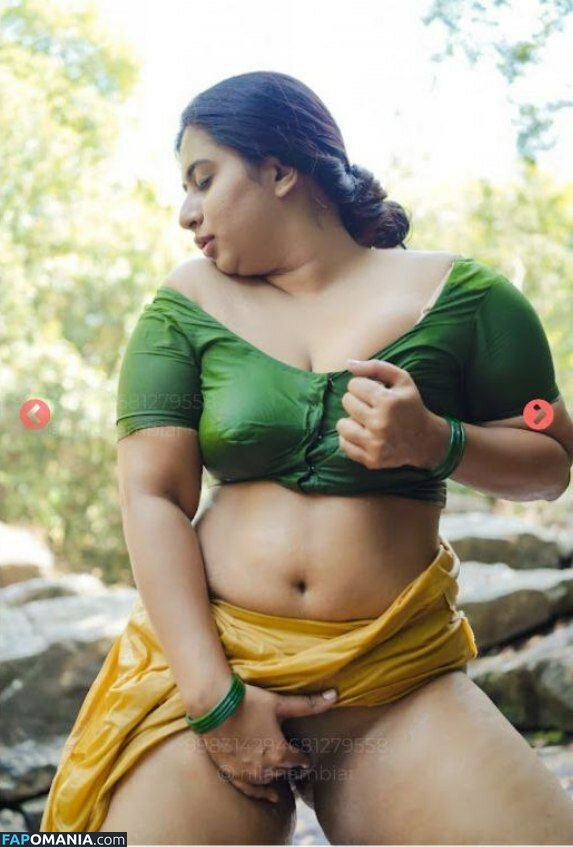 Nila Nambiar / Smera1695 / nilanambiar Naakt OnlyFans  Gelekte foto #7