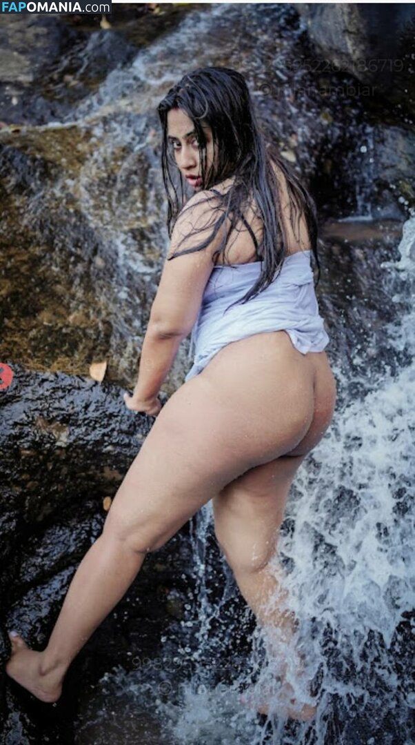 Nila Nambiar / Smera1695 / nilanambiar Naakt OnlyFans  Gelekte foto #29