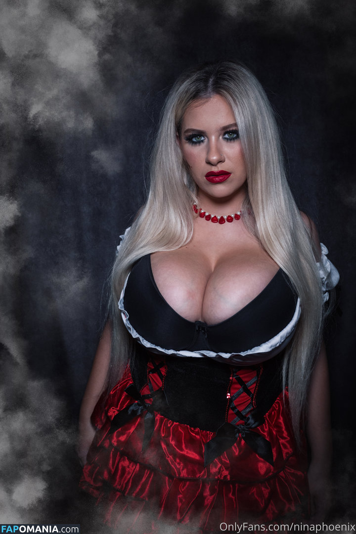 Nina Phoenix / Tamara Dido / https: / ninaphoenix / ninaphoenix_ Naakt OnlyFans  Gelekte foto #62