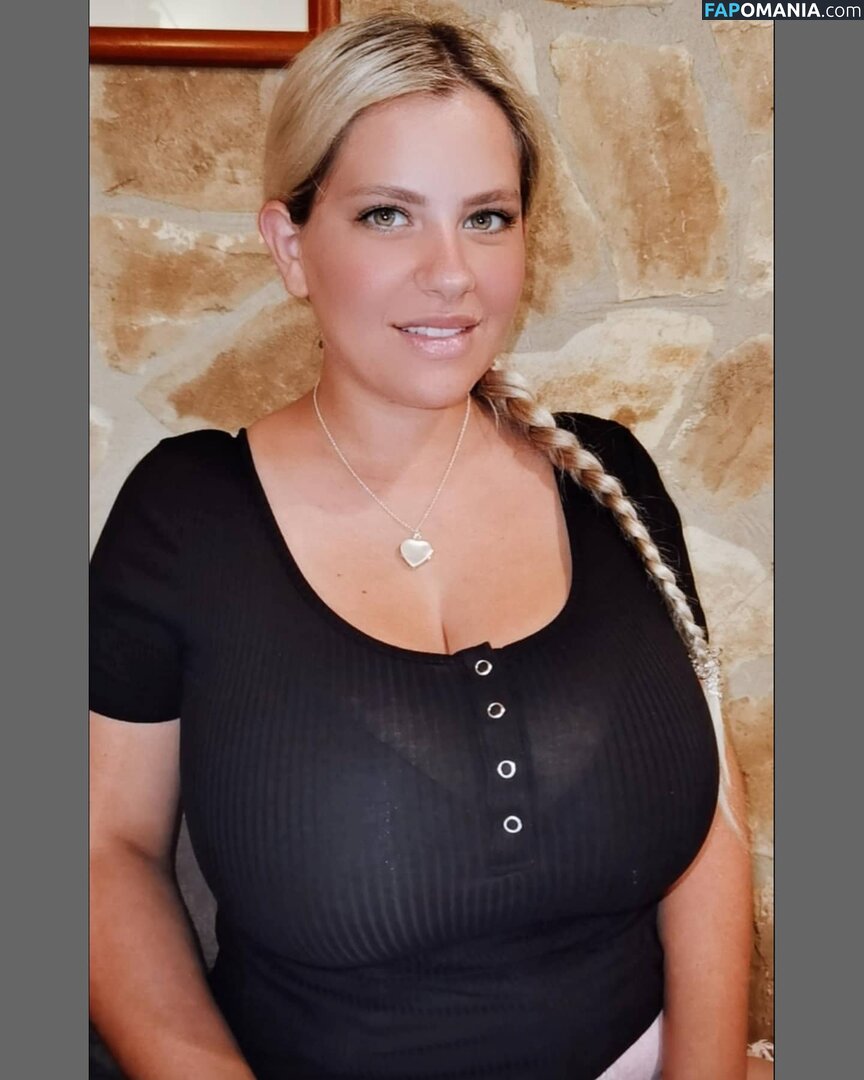 Nina Phoenix / Tamara Dido / https: / ninaphoenix / ninaphoenix_ Naakt OnlyFans  Gelekte foto #257
