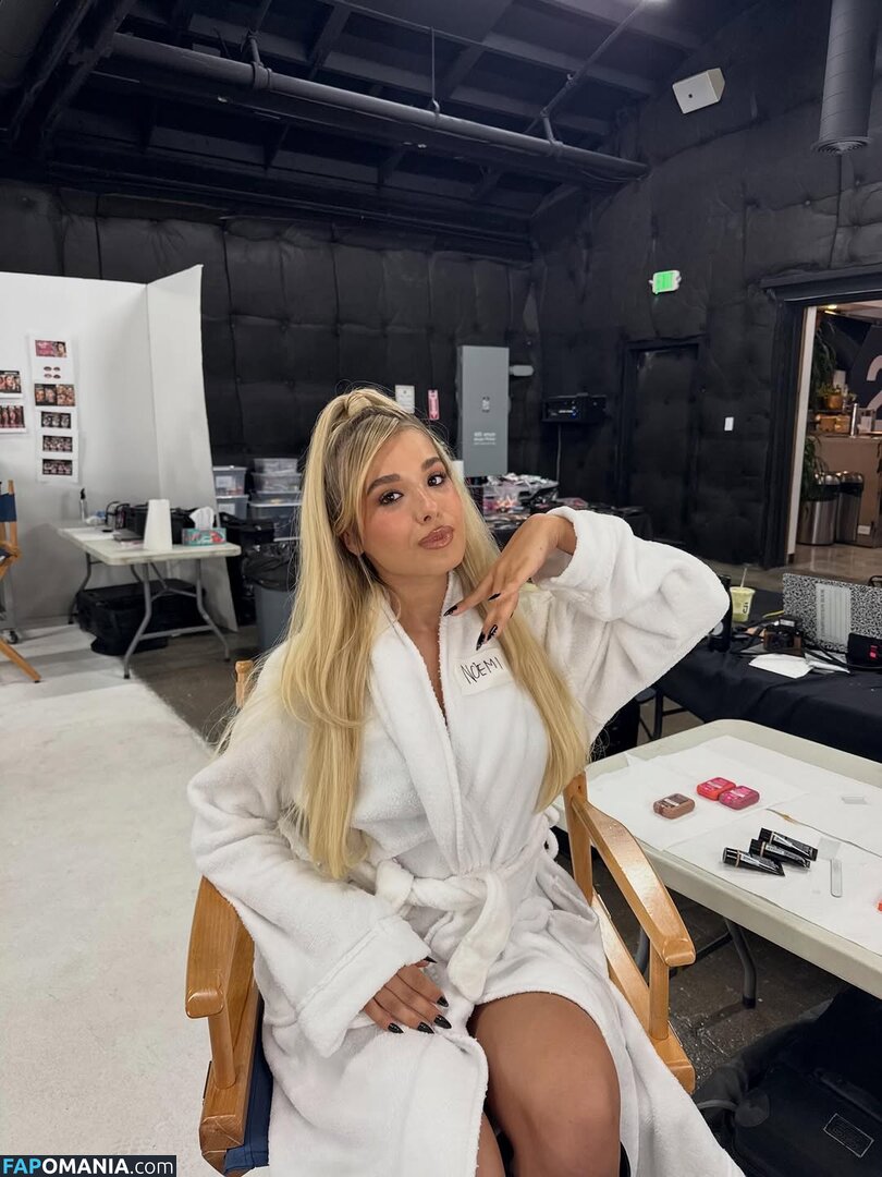 Noemi Piunti / noemipiunti Naakt OnlyFans  Gelekte foto #3