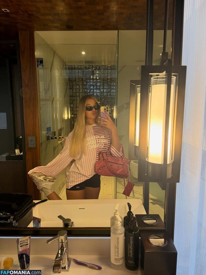 Noemi Piunti / noemipiunti Naakt OnlyFans  Gelekte foto #11
