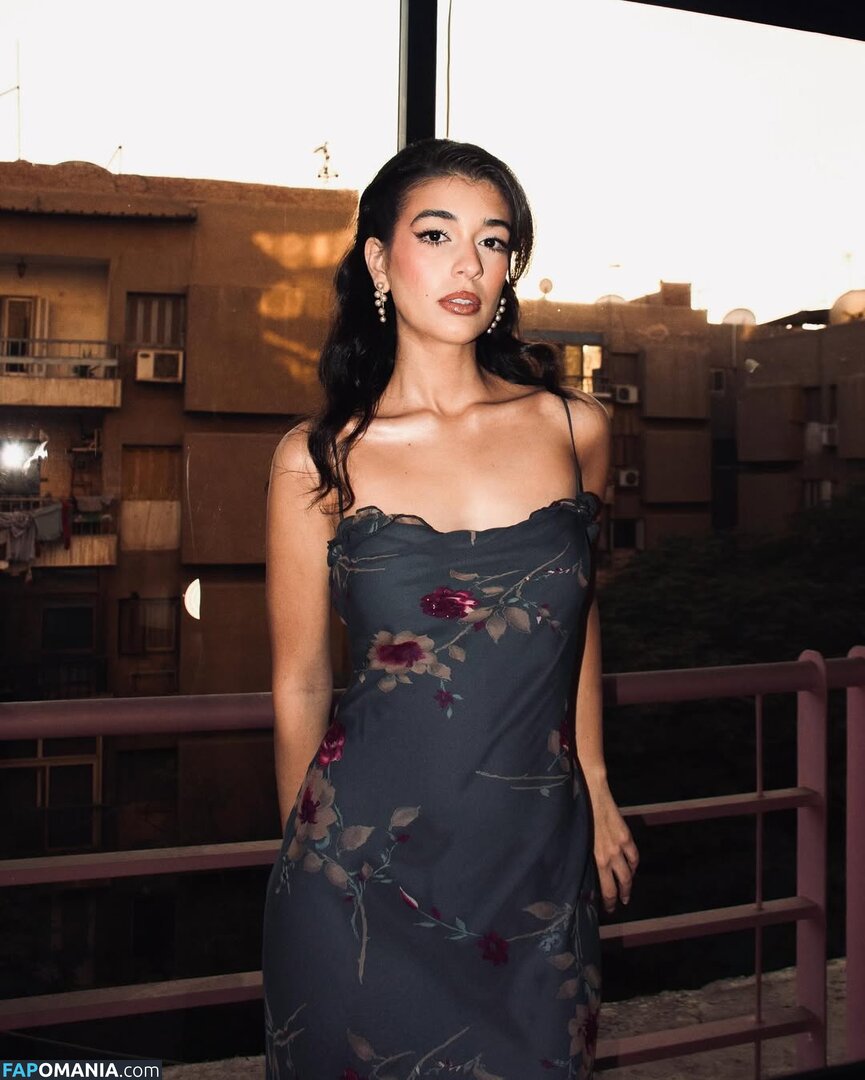 Nourine Abouseada / https: / nourineabouseada Naakt OnlyFans  Gelekte foto #7