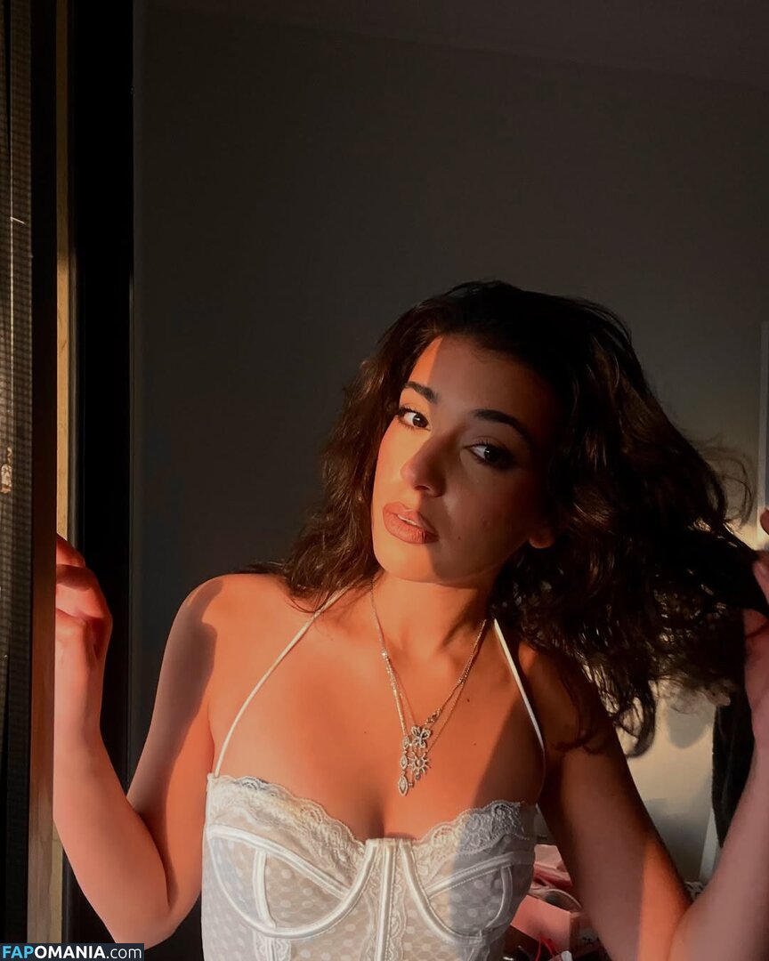 Nourine Abouseada / https: / nourineabouseada Naakt OnlyFans  Gelekte foto #10